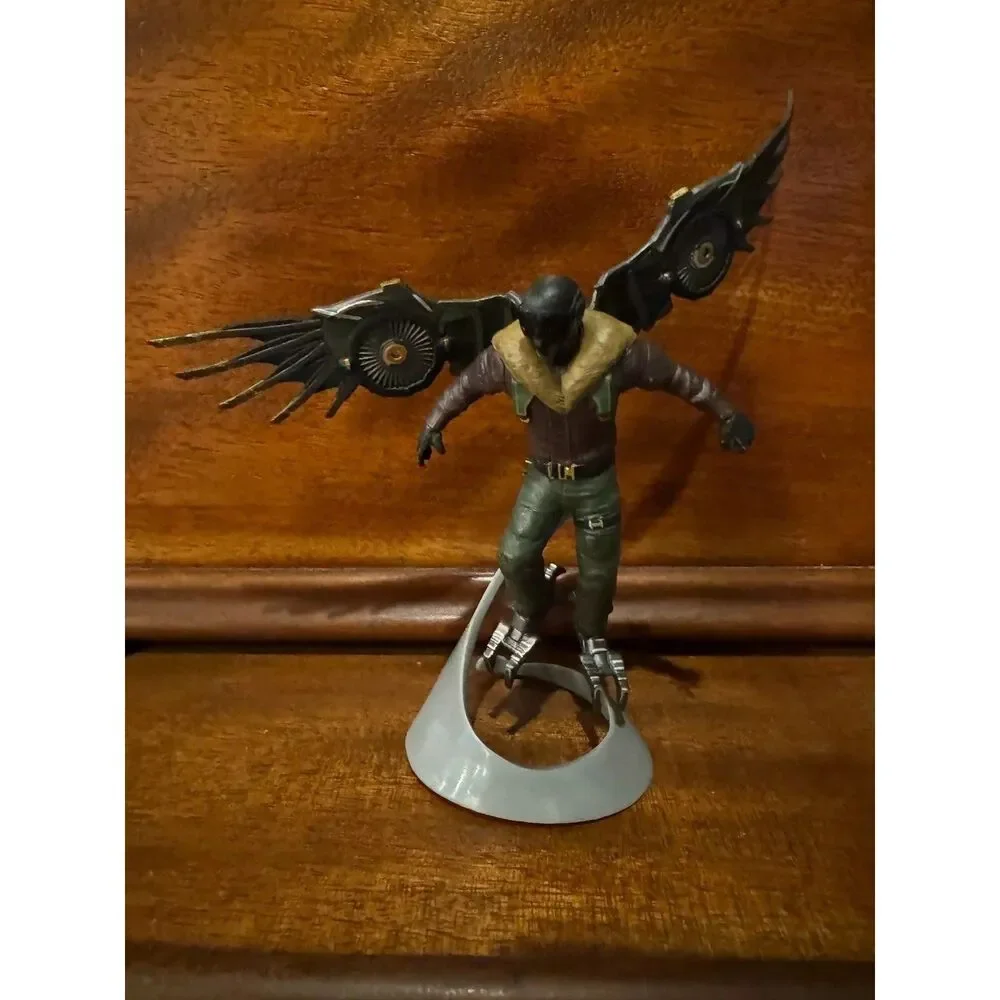 Marvel Crouching Spider-Man Black/Gold Suit and Vulture Cake Topper